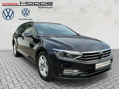 Gebraucht VW Passat Business 200 PS (147 kW) 2023 Schwarz Kombi