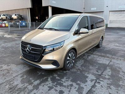 Gold Gebraucht 2025 Mercedes V250 Van / Kleinbus | 98.770 €