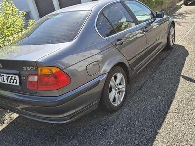 BMW 320