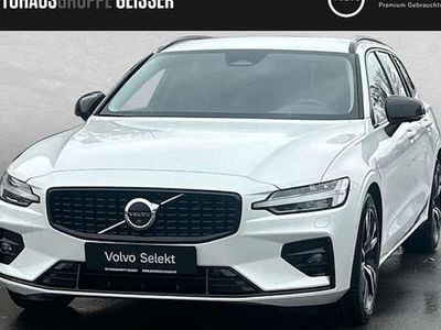 Crystal weiß perleffekt Gebraucht 2025 Volvo V60 Plus Kombi | 38.250 € (Guter Preis)