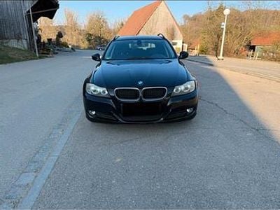 Second-hand BMW 318 143 CP (105 kW) 2009 Negru Break