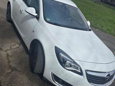 Gebraucht Opel Insignia Business Innovation 170 PS (125 kW) 2015 Weiß Kombi