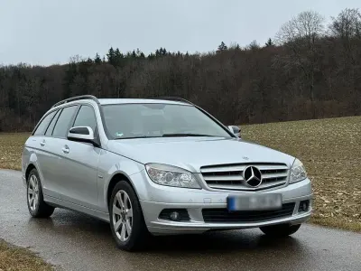 Gebraucht Mercedes C180 Classic 156 PS (114 kW) 2008 Grau Kombi