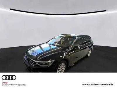 Używany VW Passat IQ Drive 150 KM (110 kW) 2022 Czarny Kombi