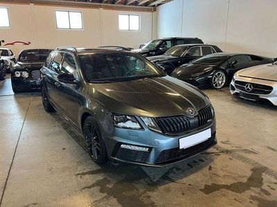 Grau Gebraucht 2018 Skoda Octavia RS Kombi | 24.850 € (Teuer)