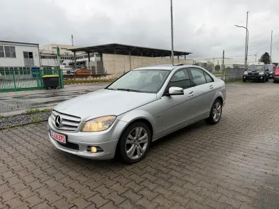 Gebraucht Mercedes C220 170 PS (125 kW) 2009 Silber Limousine
