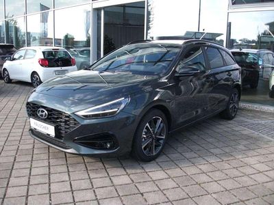 Gebraucht Hyundai i30 Advantage 101 PS (74 kW) 2024 Cypress green mineraleffekt Kombi