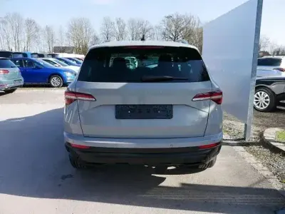 Usata Skoda Karoq Plus Edition 150 CV (110 kW) 2025 Andere SUV