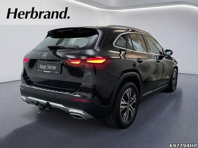 Gebraucht Mercedes GLA200 Progressive 163 PS (119 kW) 2025 Metalliclack kosmosschwarz SUV