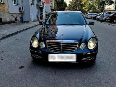 Mercedes E320