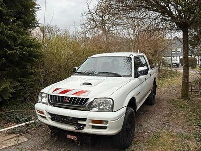 Mitsubishi L200