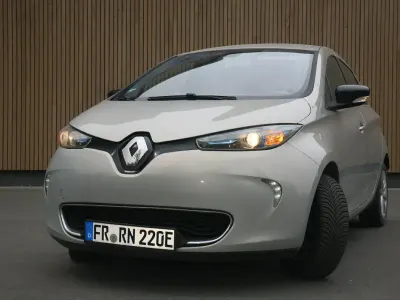 Brugt Renault Zoe Zen 42 kW (58 HK) 2015 Grå Hatchback