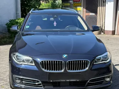 Gebraucht BMW 520 184 PS (135 kW) 2014 Blau Kombi