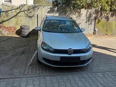 Usata VW Golf VII 105 CV (77 kW) 2012 Argento Station wagon