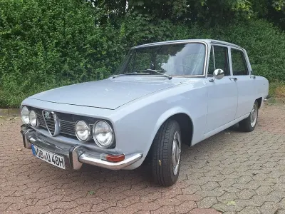 Gebraucht Alfa Romeo 1750 113 PS (83 kW) 1969 Grau Limousine