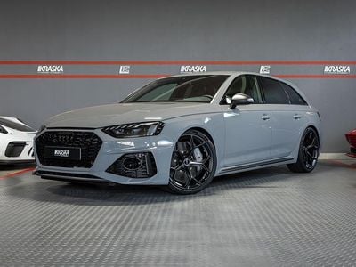 Neu Audi RS4 Performance 530 PS (389 kW) 2025 Nardograu Kombi