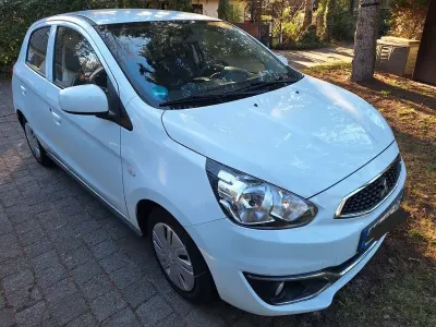 Gebraucht Mitsubishi Space Star Basis 70 PS (51 kW) 2018 Weiß Kleinwagen