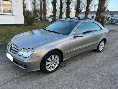 Grau Gebraucht 2008 Mercedes CLK200 Elegance Coupé | 5.500 € (Superpreis)