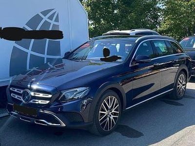 Blau Gebraucht 2020 Mercedes E400 Limousine | 42.000 € (Teuer)