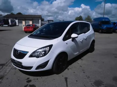 Gebraucht Opel Meriva Design Edition 140 PS (102 kW) 2011 Weiß Van / Kleinbus