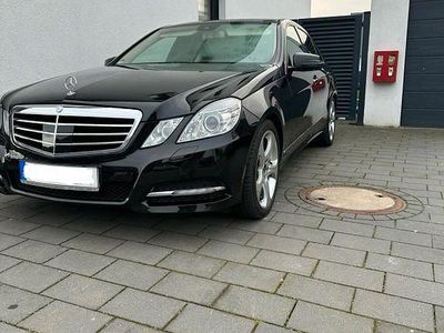 Gebraucht Mercedes E350 Avantgarde 265 PS (194 kW) 2013 Schwarz Limousine
