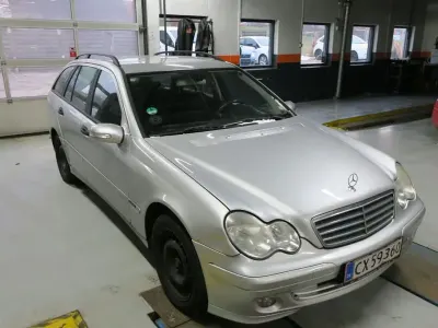 Gebraucht Mercedes C180 143 PS (105 kW) 2006 Silber Kombi