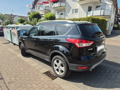 Gebraucht Ford Kuga Individual 150 PS (110 kW) 2016 Schwarz SUV