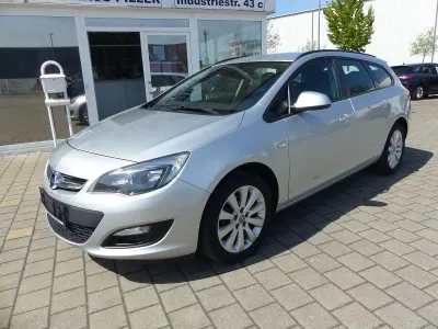 Brugt Opel Astra Edition 165 HK (121 kW) 2014 Sølv Stationcar