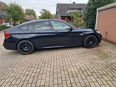 Gebraucht BMW 530 M Sport 245 PS (180 kW) 2012 Schwarz Limousine
