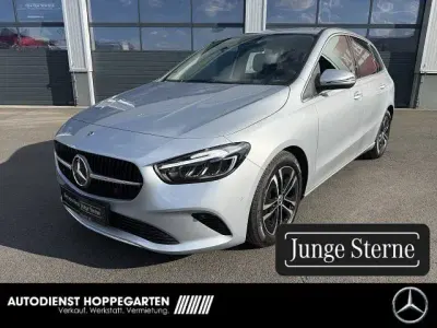 Gebraucht Mercedes B180 Progressive 136 PS (100 kW) 2025 Hightechsilber Van / Kleinbus