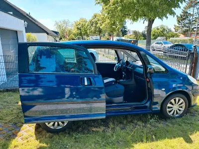 Gebraucht Peugeot 1007 109 PS (80 kW) 2006 Blau Van / Kleinbus