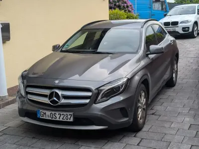 Używany Mercedes GLA220 Style 170 KM (125 kW) 2014 Szary SUV
