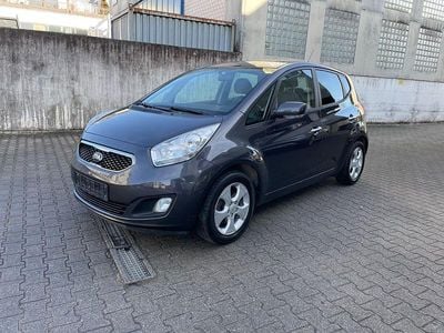 Grau Gebraucht 2013 Kia Venga DREAM-TEAM Edition Kleinwagen | 6.450 € (Fairer Preis)