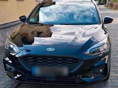 Gebraucht Ford Focus ST-Line 120 PS (88 kW) 2018 Schwarz Kombi
