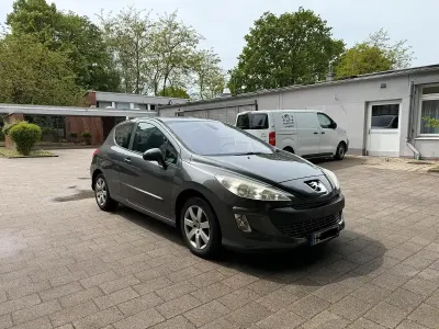 Gebraucht Peugeot 308 120 PS (88 kW) 2008 Grau Coupé