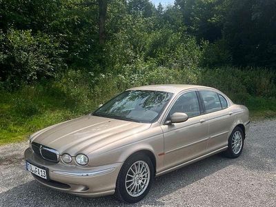 Jaguar X-type
