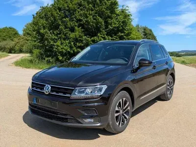 Gebraucht VW Tiguan United 150 PS (110 kW) 2020 Schwarz SUV