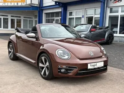 Gebraucht VW Beetle Allstar 150 PS (110 kW) 2017 Braun Kleinwagen