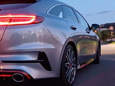 Kia ProCeed GT