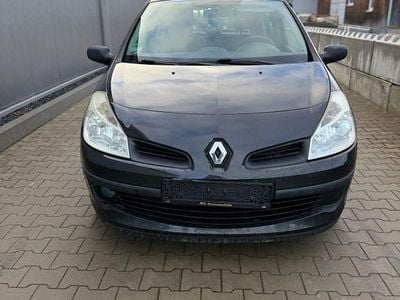 Gebraucht Renault Clio II 65 PS (47 kW) 2007 Schwarz Limousine