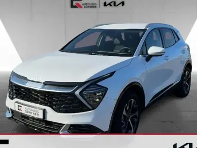Używany Kia Sportage Spirit 215 KM (158 kW) 2024 Biały SUV