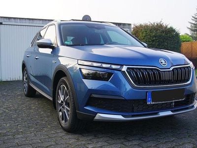 Gebraucht Skoda Kamiq ScoutLine 150 PS (110 kW) 2021 Blau SUV