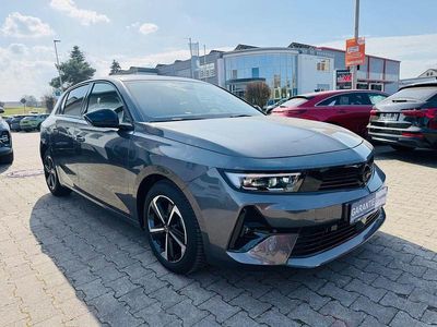 Gebraucht Opel Astra 131 PS (96 kW) 2025 Grau Limousine