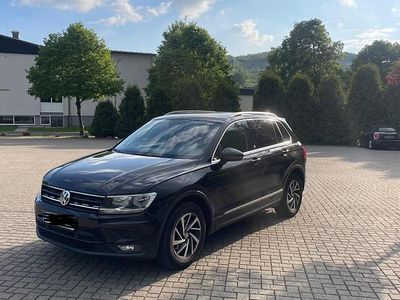 Gebraucht VW Tiguan Sound 125 PS (91 kW) 2017 Schwarz SUV
