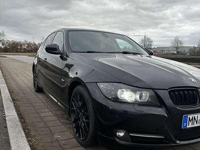 Second-hand BMW 325 Exclusive 204 CP (150 kW) 2011 Berlinǎ