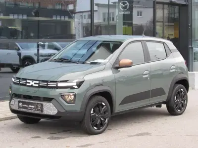 Second-hand Dacia Spring Extreme 47 kW (65 CP) 2024 Verde Hatchback