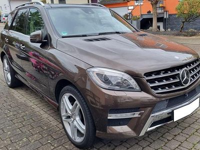 Second-hand Mercedes ML350 AMG 258 CP (189 kW) 2014 Maro SUV
