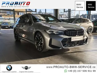 Gebraucht BMW 330 M Sport 245 PS (180 kW) 2025 Skyscraper grau Kombi