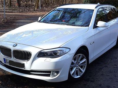 Gebraucht BMW 530 Shadowline 245 PS (180 kW) 2011 Weiß Kombi