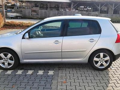VW Golf V